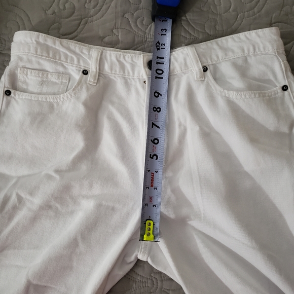 Hidden High-Rise Bailey Boyfriend Distressed Jeans - Picture 4 of 7